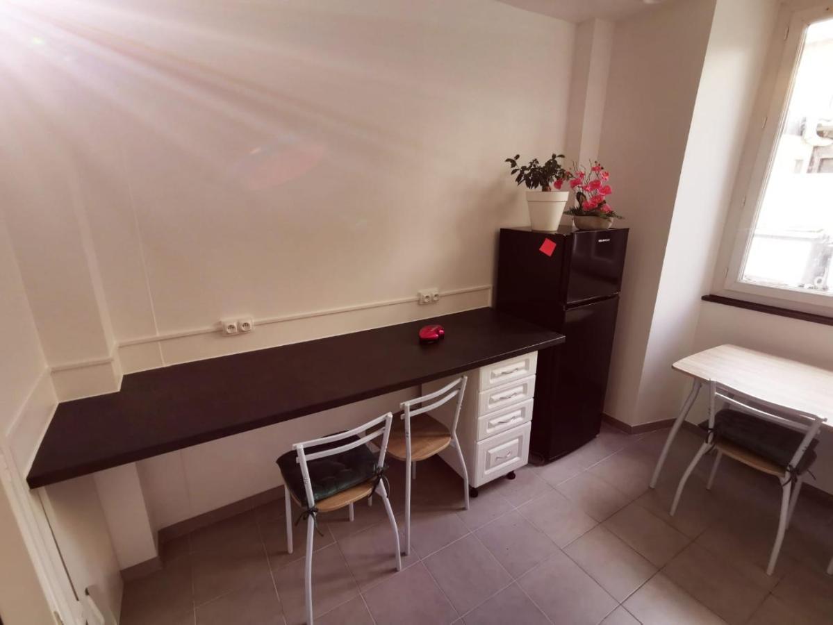 Appartement Pres De La Gare Rer C-Spacieux 4 Pieces Étampes Exterior foto